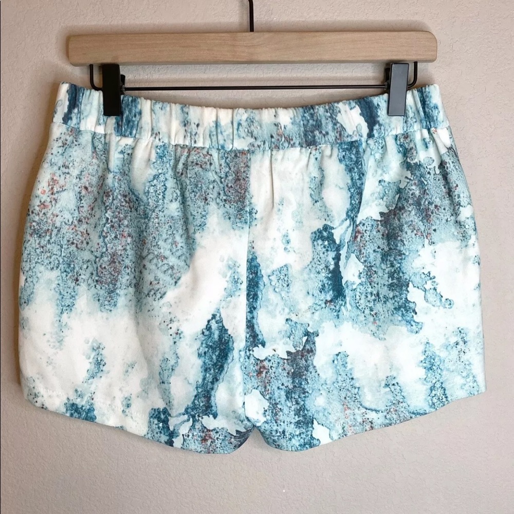Mossimo WaterColor Blue Pleated Shorts - Picture 4 of 5